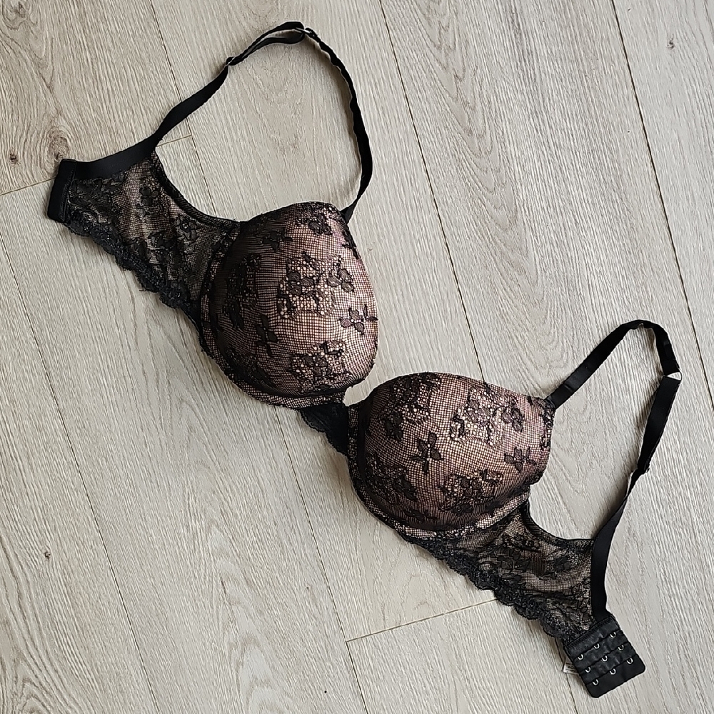 Victorias Secret Black‎ Lace Pushup Demi Bra, 34DD